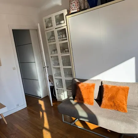 Apartment Confortable Dans Belle Capitale